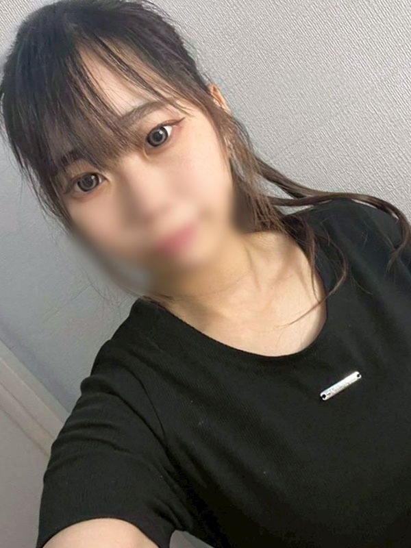 みい